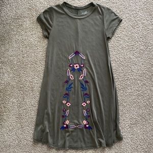Francesca’s Embroidered Short Sleeve Olive Dress